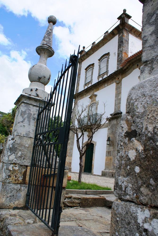 Casa Das Torres De Oliveira Bed and Breakfast Mesão Frio Exteriör bild